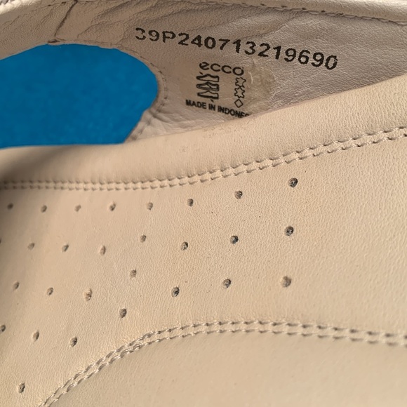 ECCO SANDALS 39 like new! Fits 8 to 8.5 - Picture 3 of 5